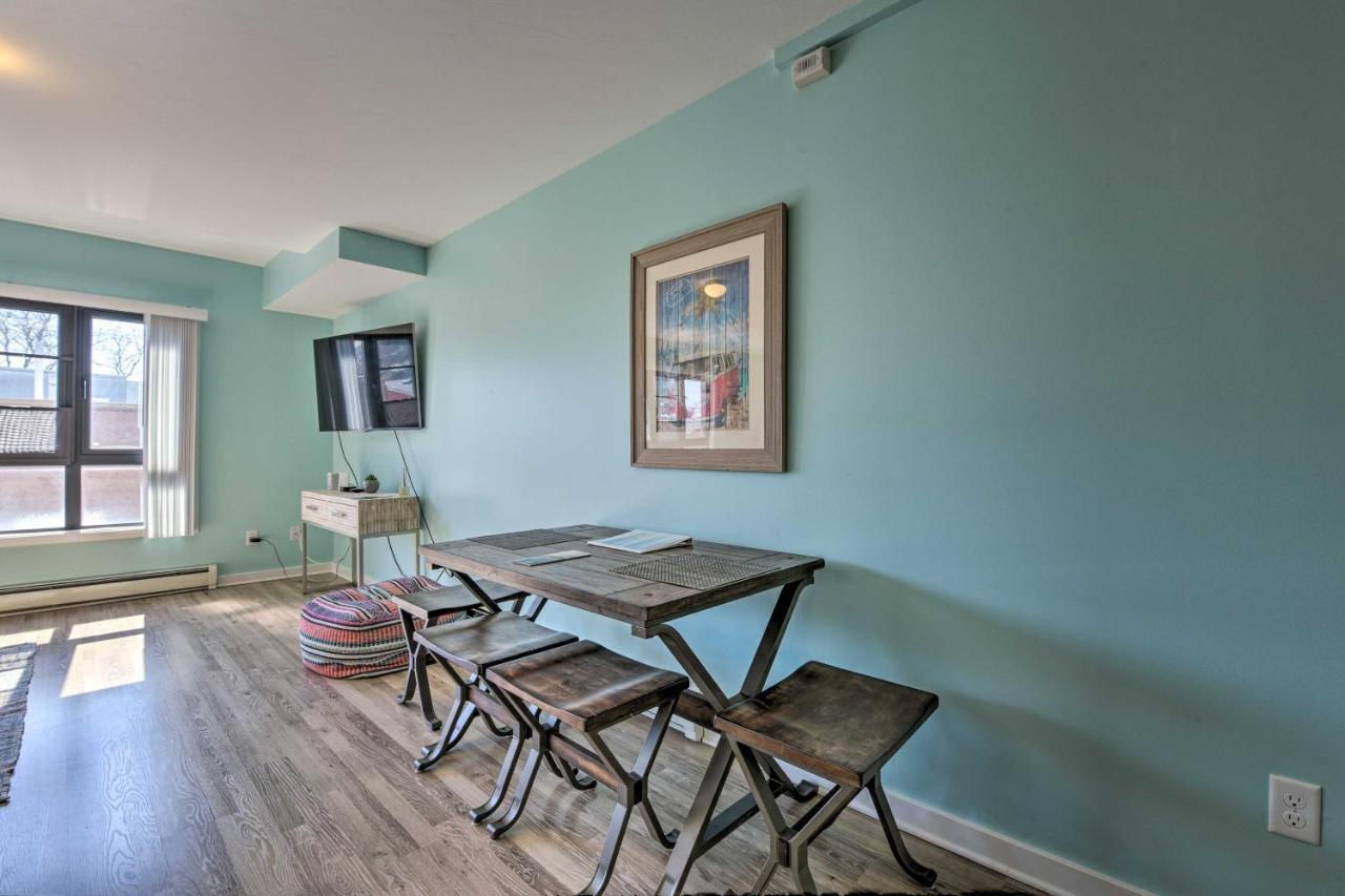 Downtown Saugatuck Condo, Near Oval Beach! Εξωτερικό φωτογραφία