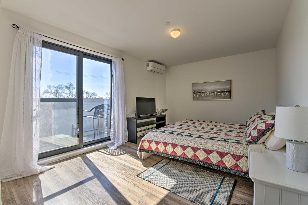 Downtown Saugatuck Condo, Near Oval Beach! Εξωτερικό φωτογραφία